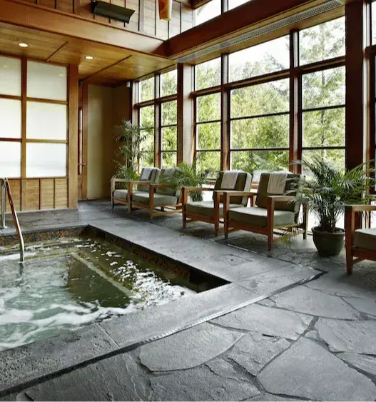 Salish Lodge & Spa hot tub